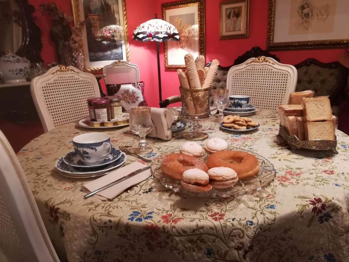 Bed and Breakfast Domus Aurea Ористано Экстерьер фото