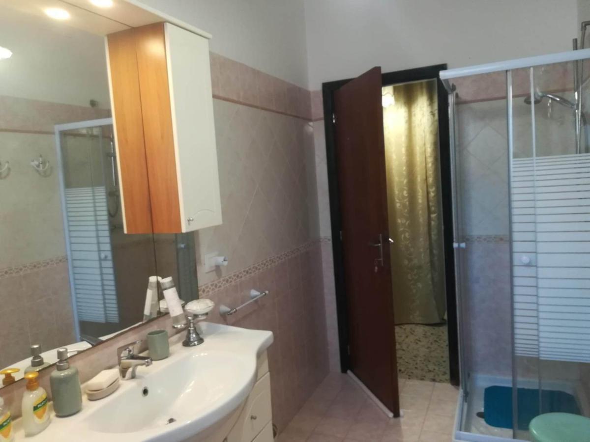 Bed and Breakfast Domus Aurea Ористано Экстерьер фото